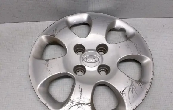 KIA Cerato R15 wheel hub/cap/trim 529602F601
