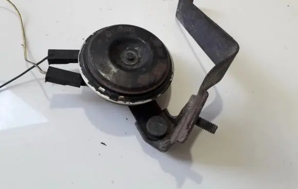 Jaguar S-Type Horn signal 2r8313832aa 2r83-13832-aa