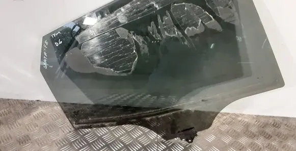 Hyundai Santa Fe Rear door window glass