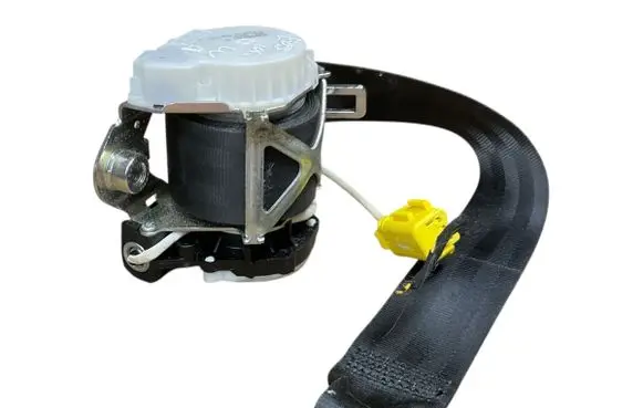 Volkswagen Eos Front seatbelt 1Q2857706B 34070996 YD40325909Y