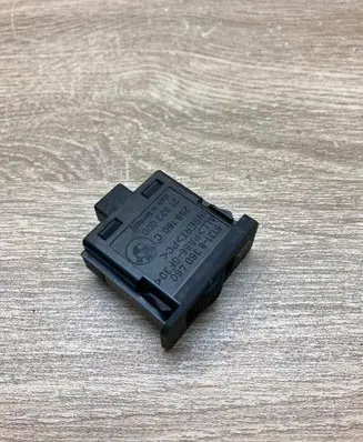 BMW 5 E39 Headlight level height control switch 8360460 259160C