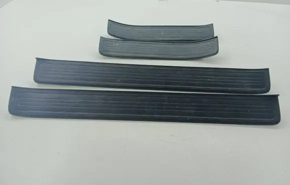 Honda CR-V sill trim set (inner) 84252SWAA012 84262T0AA0120