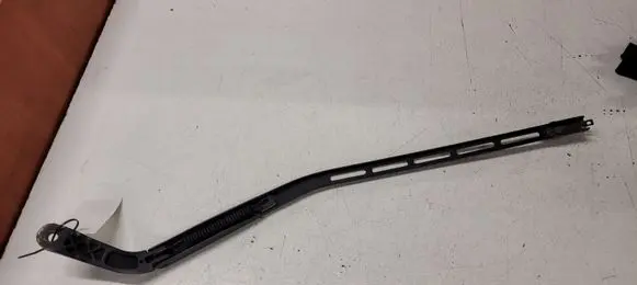 Citroen C4 I Front wiper blade arm