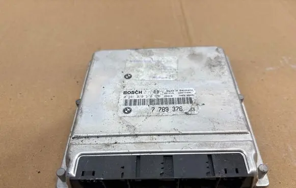 BMW X5 E53 Engine control unit/module 28RTF091 0281010314 7789376