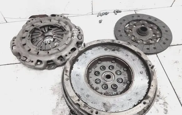 Mercedes-Benz C W204 Clutch set kit A6510305205 L030240788235 A0242507201