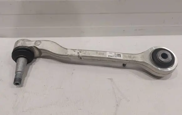 Front lower control arm/wishbone