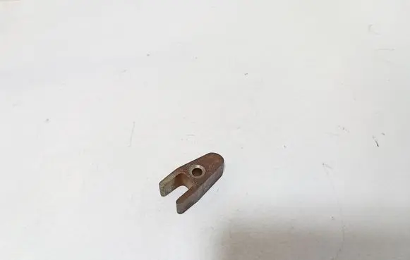 Mercedes-Benz ML W164 Fuel Injector clamp holder