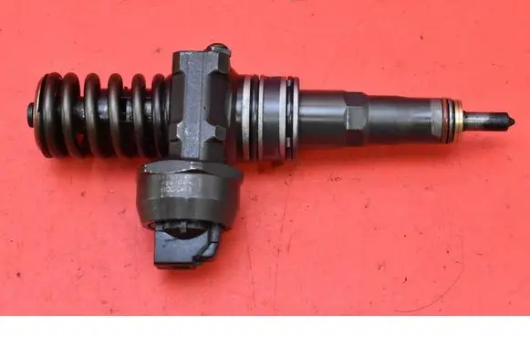 Seat Leon (1P) Fuel injector 038130073BN
