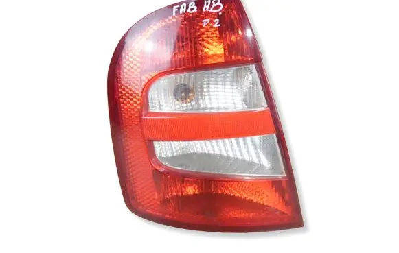 Skoda Fabia Mk1 (6Y) Rear/tail lights 6Y6945095B XU3X13405AB