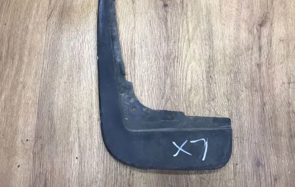 Jaguar XJ X351 Front mudguard AW9316L561AA