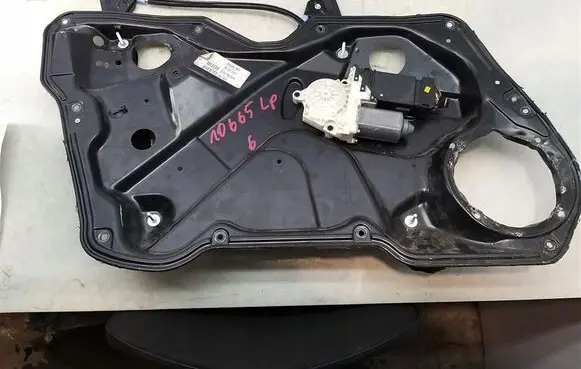 Seat Toledo II (1M) Front door window regulator with motor 1M1837729E