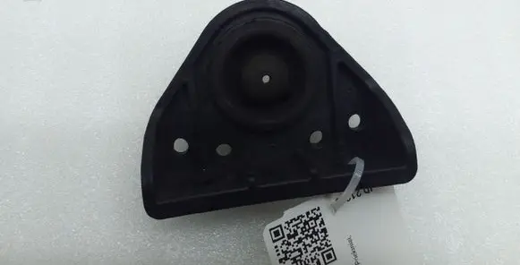 Radiator mount bracket