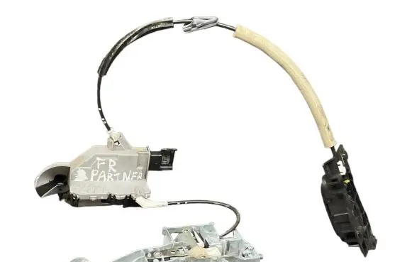 Peugeot Partner Front door lock PSA828412 303965
