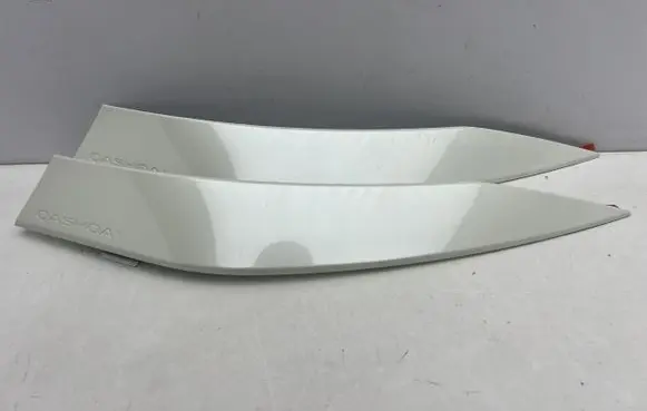 Nissan Qashqai J12 Side skirt rear trim 624146UA
