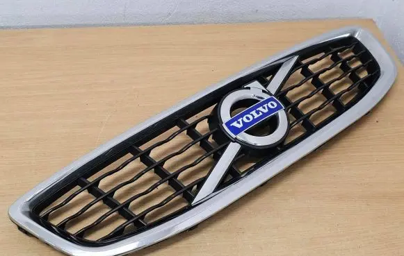Volvo C70 Front grill 31214856 31290862