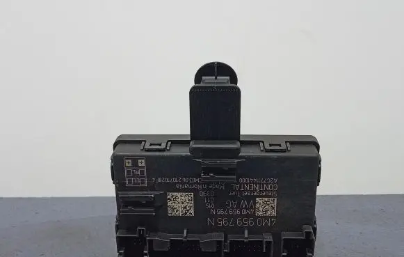 Audi Q7 4M Other control units/modules 4M0959795N
