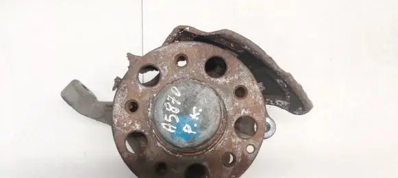 Mercedes-Benz CLK A209 C209 Front wheel hub