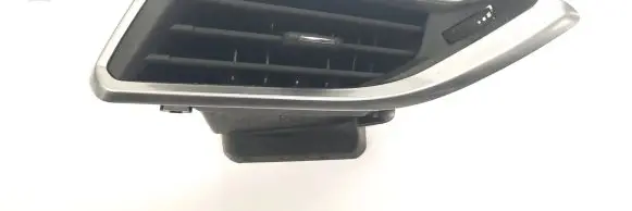 Peugeot 208 Dashboard side air vent grill/cover trim 9673131677