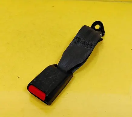 Mitsubishi Galant Rear seatbelt buckle 