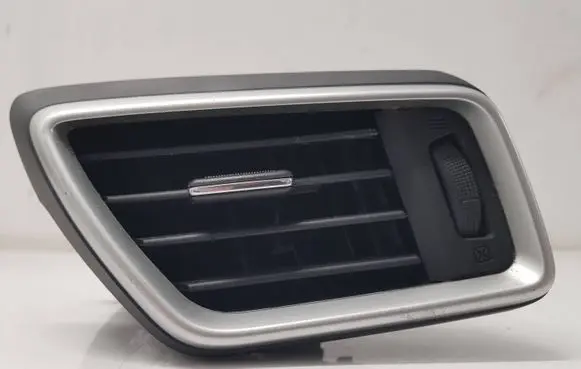Nissan Qashqai Dashboard side air vent grill/cover trim 687604EH0A 687604EA0A