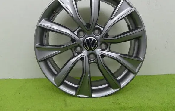 Volkswagen Multivan T7 R18 alloy rim 7T0601025E