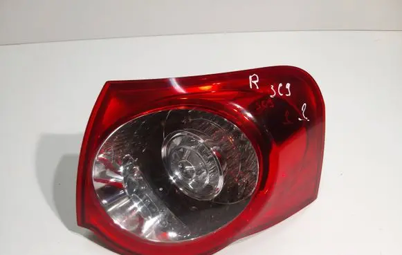 Volkswagen PASSAT B6 Rear/tail lights 3C9945096N