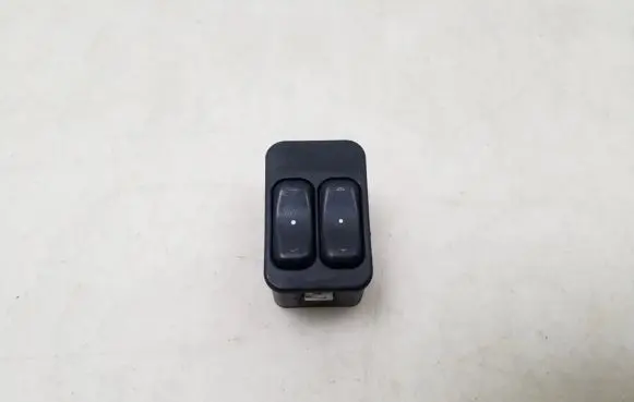 Opel Zafira A Electric window control switch 13363201