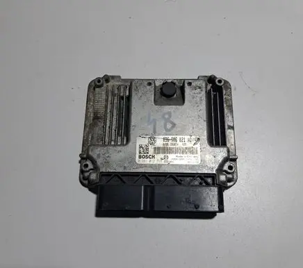Volkswagen PASSAT B6 Engine control unit/module 03G906021AC
