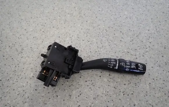 KIA Carens II Other switches/knobs/shifts 202004726