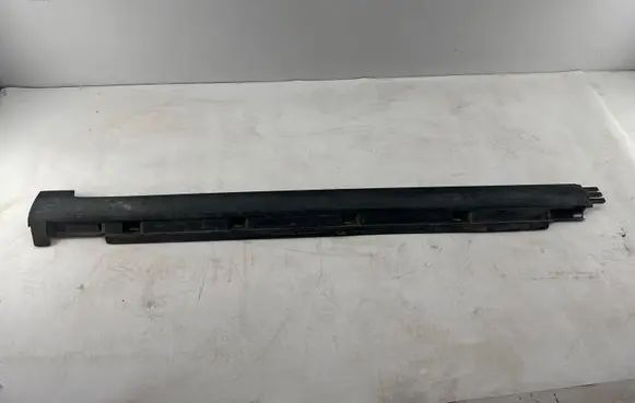 Volkswagen PASSAT B7 Sill 3AA853855