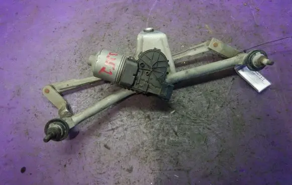 Peugeot 206 Front wiper linkage and motor 0390241523