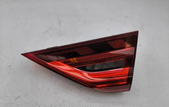 Audi A1 Tailgate rear/tail lights 82a945094c