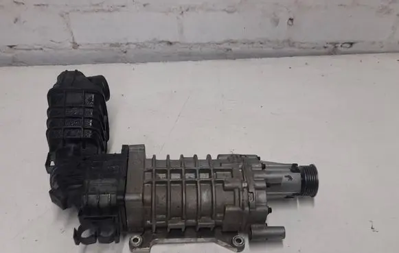 Volkswagen PASSAT B7 Supercharger 03C145601E