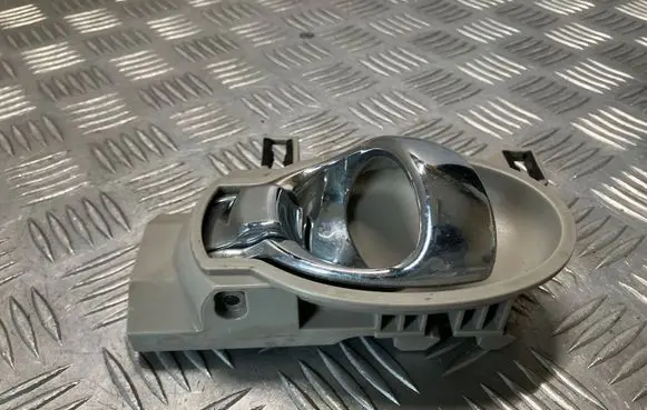 Nissan Cube Z12 Rear door interior handle