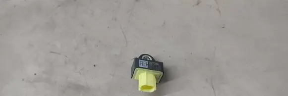 Toyota Highlander XU70 Airbag deployment crash/impact sensor 898310E170 2523E8010