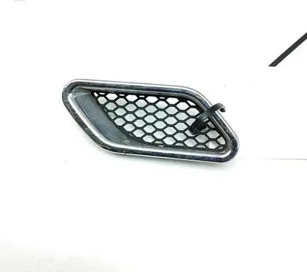 Maserati GranTurismo Fender grill 68265400
