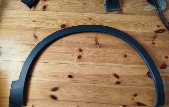 Nissan Qashqai+2 Front arch trim 63810BR01A