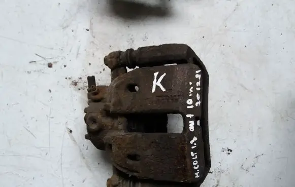 Mitsubishi Colt Front brake caliper