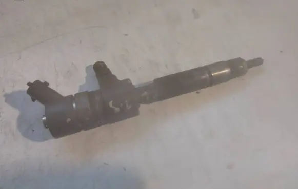 Opel Vectra C Fuel injectors set 0445110165