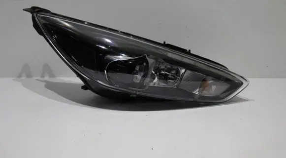 Ford Focus Headlight/headlamp