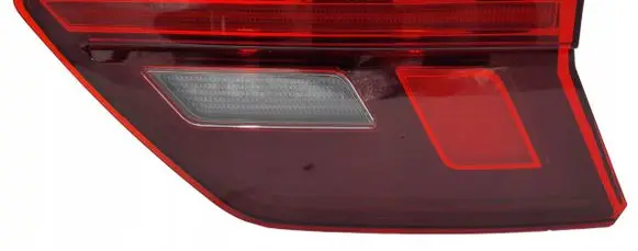 Volkswagen Tiguan Tailgate rear/tail lights 5NA945094G