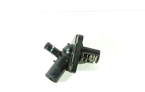 Toyota Yaris Thermostat/thermostat housing 