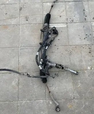 Mercedes-Benz C AMG W204 Steering rack A20411011017