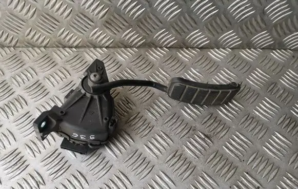 Renault Master II Accelerator throttle pedal 7700314525 6PV00811904 6PV008119