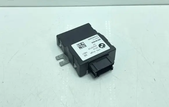 BMW 5 G30 G31 G38 Fuel injection pump control unit/module 5A25FC9 2122802569 55892110