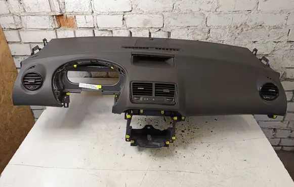 Opel Meriva B Dashboard 13315250
