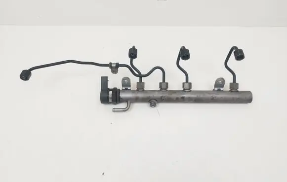 Jeep Grand Cherokee (WK) Fuel main line pipe A6110780449 12944158 0281002494