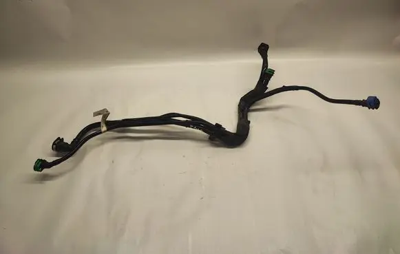 Dodge Charger Fuel line pipe 68072086AF P68072086AF