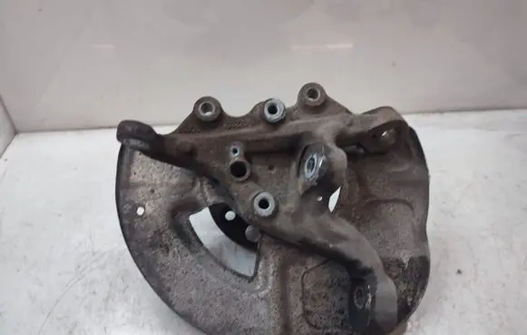 Mercedes-Benz CLS C218 X218 Front wheel hub