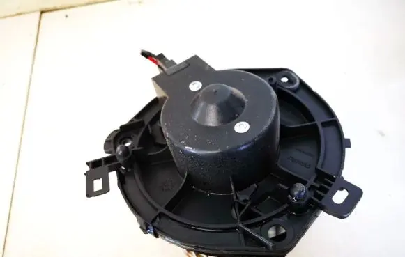 Iveco Daily 40.8 Heater fan/blower 197630200